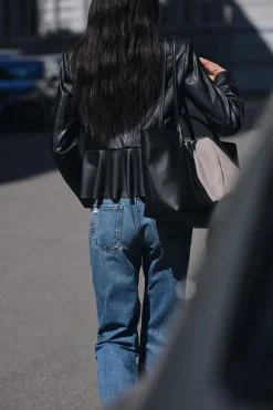 Sale CHAQUETA PEPLUM EFECTO PIEL Mujer Chaquetas / Cazadoras