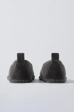 Niños ZARA 1½ - 6 Años·Zapatos|1½ - 6 Años·Zapatos<CHINELA VELVET