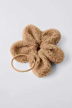 Niños ZARA 1½ - 6 Años·Accesorios|6 - 14 Años·Accesorios<COLETERO BORREUGILLO FLOR