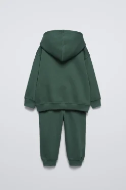 Niños ZARA 1½ - 6 Años·Sudaderas|1½ - 6 Años·Pantalones / Leggings<CONJUNTO JOGGING SUDADERA Y PANTALÓN TEXTO ETIQUETA
