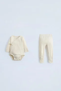 Niños ZARA 0 - 6 Meses·Bodies / Camisas|0 - 6 Meses·Leggings / Polainas<CONJUNTO PONTEILLE BODY Y POLAINA