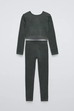 Niños ZARA 6 - 14 Años·Camisetas|6 - 14 Años·Pantalones<CONJUNTO SEAMLESS TOP Y LEGGING