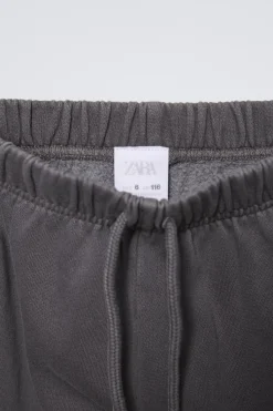 Niños ZARA 6 - 14 Años·Sudaderas|6 - 14 Años·Pantalones<CONJUNTO SUDADERA CAPUCHA Y PANTALÓN WIDE LEG