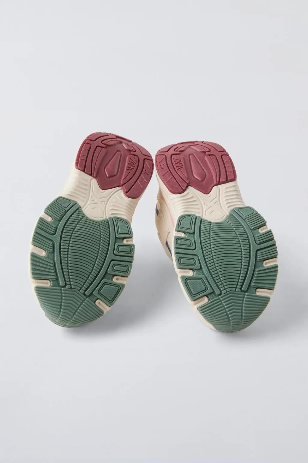 Niños ZARA 1½ - 6 Años·Zapatos|1½ - 6 Años·Zapatos<DEPORTIVO MULTICOLOR