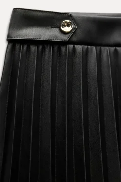 Online FALDA CORTA TABLAS EFECTO PIEL Mujer Faldas / Shorts