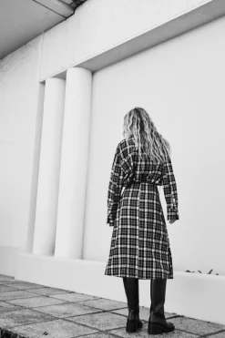 Discount FALDA CUADROS FRANELA CINTURÓN Mujer Faldas / Shorts