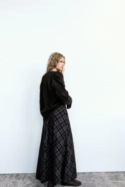 Discount FALDA LARGA CUADROS Mujer Faldas / Shorts