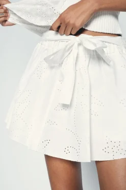 Discount FALDA PANTALÓN BORDADOS ENGOMADOS Mujer Faldas / Shorts