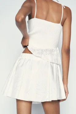 Discount FALDA PANTALÓN BORDADOS ENGOMADOS Mujer Faldas / Shorts