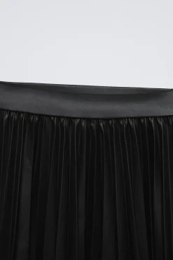 Niños ZARA 6 - 14 Años·Faldas / Bermudas<FALDA PLISADA ENGOMADA