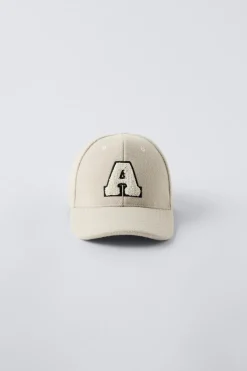 Niños ZARA 1½ - 6 Años·Accesorios|6 - 14 Años·Accesorios<GORRA FRANELA LETRA BORDADA