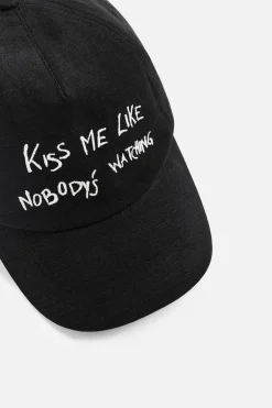 Discount GORRA TEXTO BORDADO Hombre Accesorios