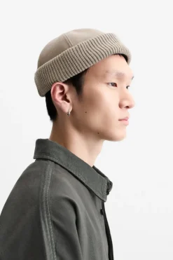 Outlet GORRO CORTO COMBINADO Hombre Accesorios
