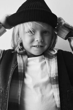 Niños ZARA 1½ - 6 Años·Accesorios|6 - 14 Años·Accesorios<GORRO CORTO PUNTO