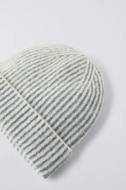 Niños ZARA 1½ - 6 Años·Accesorios|6 - 14 Años·Accesorios<GORRO PUNTO