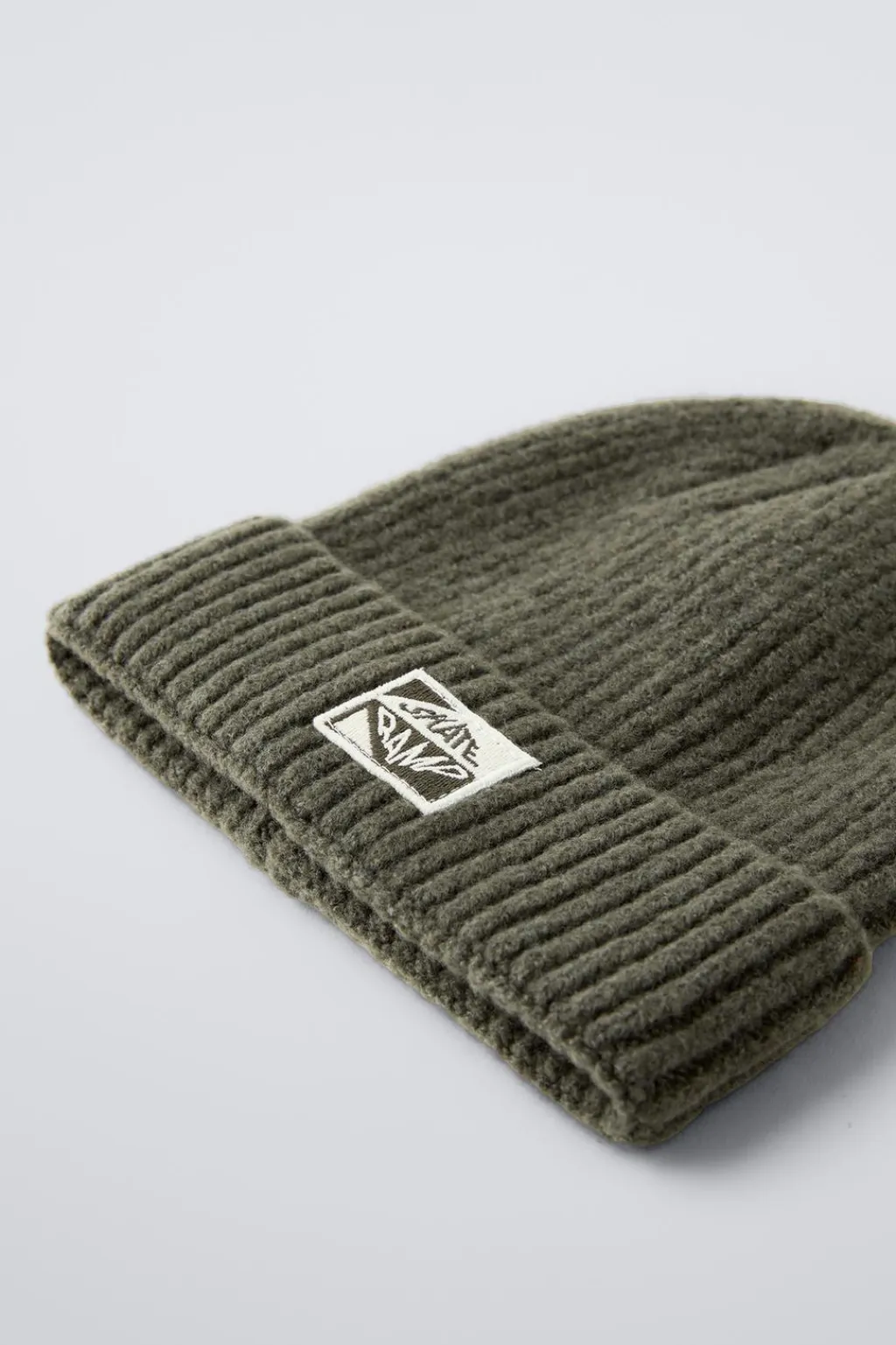 Niños ZARA 1½ - 6 Años·Accesorios|6 - 14 Años·Accesorios<GORRO PUNTO ETIQUETA