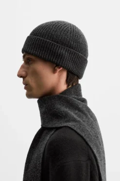 New GORRO PUNTO LANA Hombre Accesorios