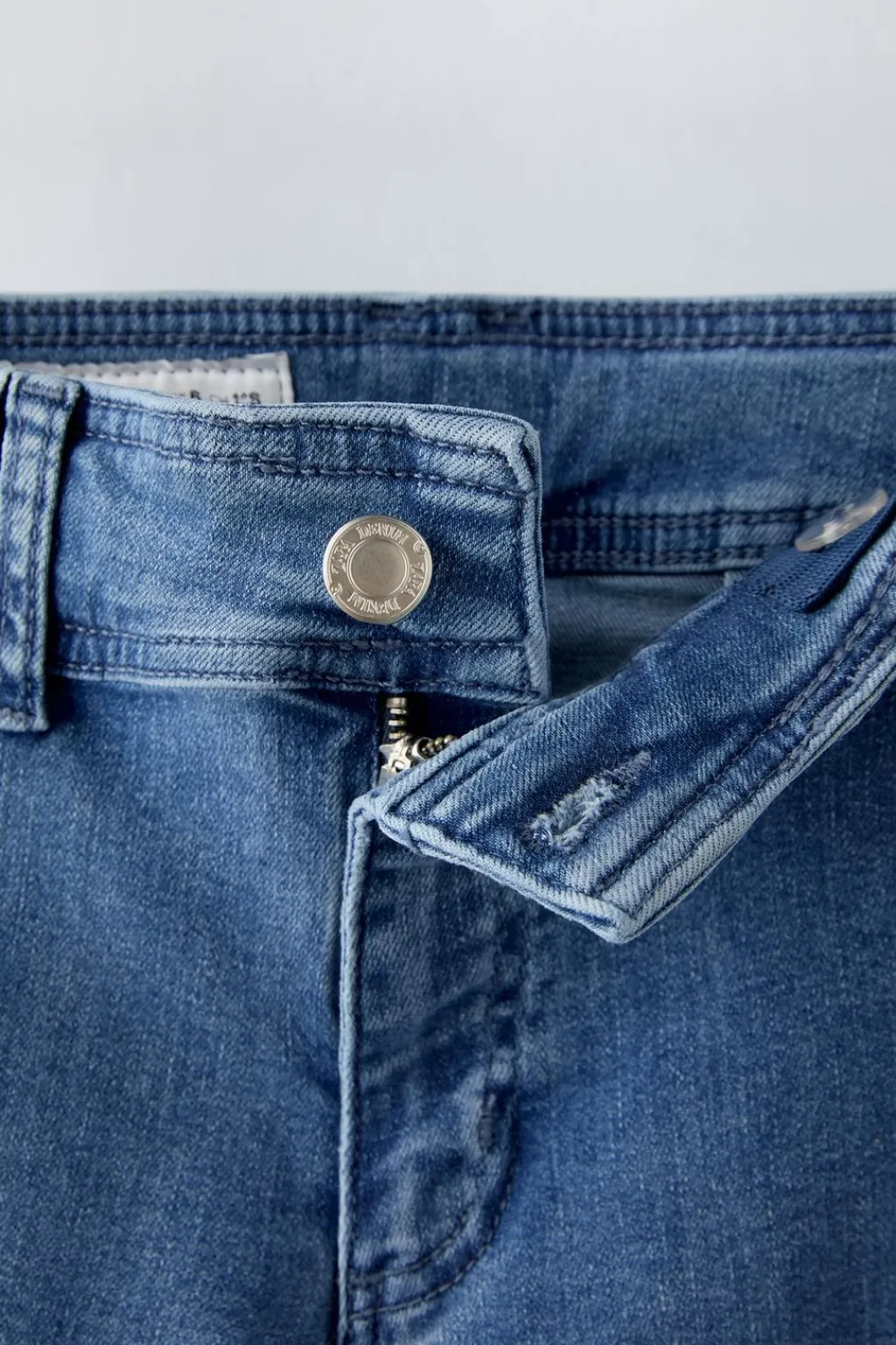 Niños ZARA 6 - 14 Años·Jeans<JEANS MARINE BORDADOS