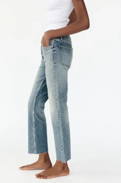 New JEANS TRF CROPPED FLARE TIRO ALTO Mujer Jeans