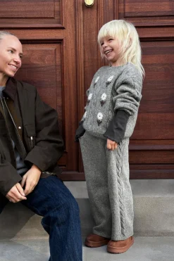 Niños ZARA 1½ - 6 Años·Punto|6 - 18 Meses·Punto<JERSEY PUNTO FLORES BORDADAS