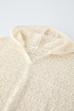 Niños ZARA 6 - 14 Años·Accesorios<KAFTAN CAPUCHA ENCAJE