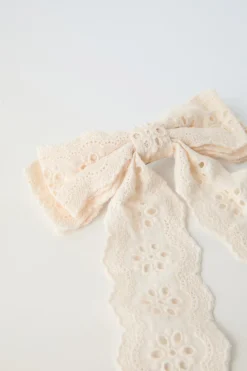 Niños ZARA 1½ - 6 Años·Accesorios|6 - 14 Años·Accesorios<LAZO CALADOS PASADOR