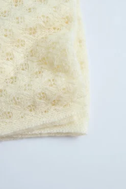 Niños ZARA 0 - 6 Meses·Básicos|Accesorios / Zapatos / 0 - 14 Años<MANTA CON LANA ALPACA