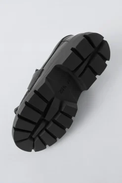 Niños ZARA 1½ - 6 Años·Zapatos<MOCASÍN BORLAS