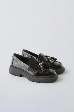 Niños ZARA 6 - 14 Años·Zapatos<MOCASÍN BORLAS