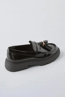 Niños ZARA 6 - 14 Años·Zapatos<MOCASÍN BORLAS