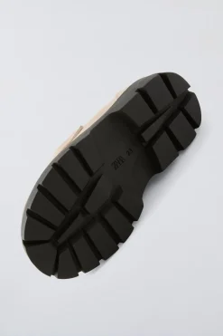 Niños ZARA 1½ - 6 Años·Zapatos<MOCASÍN CORAZÓN