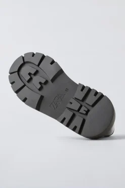 Niños ZARA 6 - 14 Años·Zapatos<MOCASÍN PICADOS