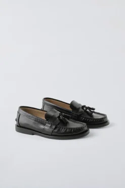 Niños ZARA 6 - 14 Años·Zapatos<MOCASÍN PIEL BORLA