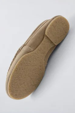 Niños ZARA 6 - 14 Años·Zapatos<MOCASÍN PIEL TACHAS