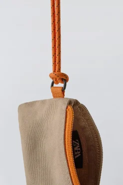 Niños ZARA 6 - 14 Años·Bolsos / Mochilas|6 - 14 Años·Bolsos / Mochilas<MONEDERO TEJIDO