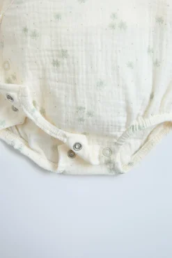 Niños ZARA 0 - 6 Meses·Bodies / Camisas|0 - 6 Meses·Básicos<MONO CRUZADO BAMBULA TRÉBOLES