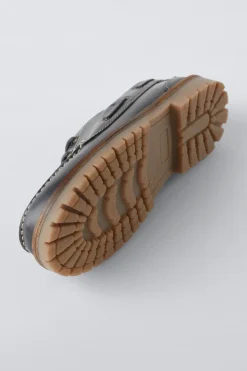 Niños ZARA 6 - 14 Años·Zapatos|6 - 14 Años·Zapatos<NÁUTICO PIEL