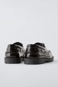 Niños ZARA 6 - 14 Años·Zapatos|6 - 14 Años·Trajes<NÁUTICO TRACK PIEL