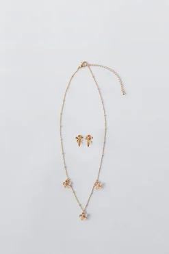 Niños ZARA 1½ - 6 Años·Accesorios|6 - 14 Años·Accesorios<PACK COLLAR Y PENDITES CLIP FLORES