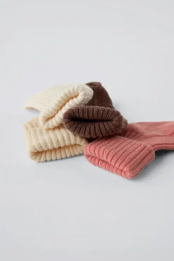 Niños ZARA 0 - 6 Meses·Ropa Interior / Pijamas|0 - 6 Meses·Básicos<PACK CUATRO CALCETINES COLORES