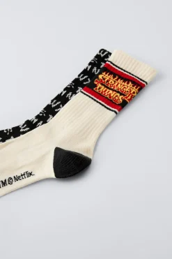 Niños ZARA 1½ - 6 Años·Licencias|1½ - 6 Años·Ropa Interior / Calcetines<PACK DOS CALCETINES STRANGER THINGS ™/ © NETFLIX