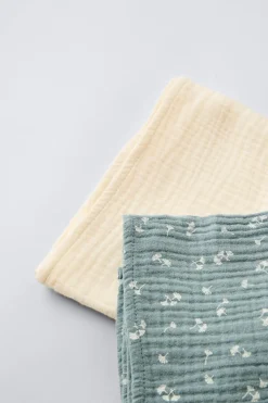 Niños ZARA 0 - 6 Meses·Básicos|6 - 18 Meses·Accesorios / Calcetines<PACK DOS MUSELINAS HOJITAS