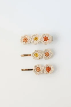 Niños ZARA 1½ - 6 Años·Accesorios|6 - 14 Años·Accesorios<PACK PASADOR PELO Y DOS PINZAS FLORES CROCHET