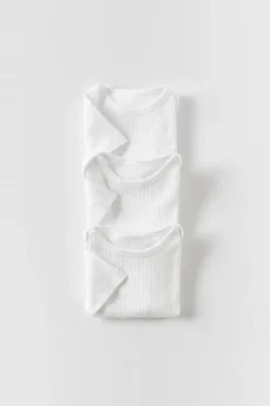 Niños ZARA 1½ - 6 Años·Ropa Interior / Calcetines|1½ - 6 Años·Ropa Interior / Calcetines<PACK TRES BODIES CUELLO REDONDO MANGA CORTA