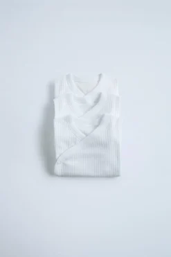 Niños ZARA 0 - 6 Meses·Bodies / Camisas|0 - 6 Meses·Ropa Interior / Pijamas<PACK TRES BODIES KIMONO MANGA SISA