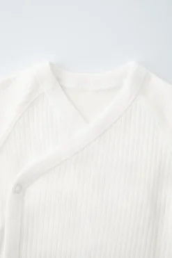 Niños ZARA 0 - 6 Meses·Bodies / Camisas|0 - 6 Meses·Ropa Interior / Pijamas<PACK TRES BODIES KIMONO MANGA CORTA