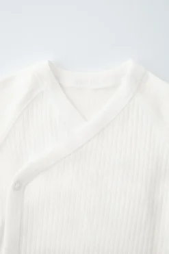 Niños ZARA 0 - 6 Meses·Bodies / Camisas|0 - 6 Meses·Ropa Interior / Pijamas<PACK TRES BODIES KIMONO MANGA LARGA