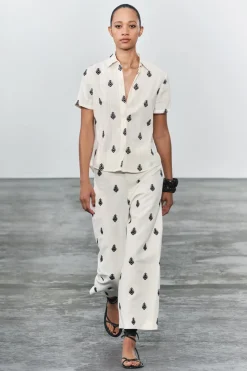 New PANTALÓN CULOTTE BORDADOS CONTRASTE ZW COLLECTION Mujer Pantalones