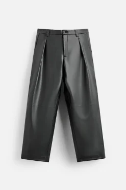 Online PANTALÓN EFECTO PIEL PLIEGUES Hombre Pantalones