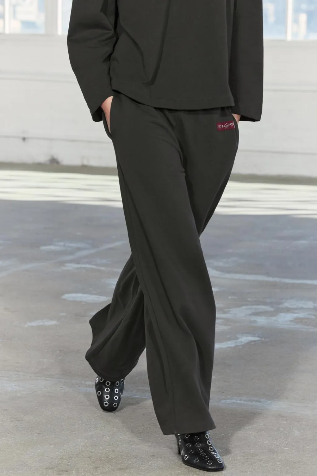 Clearance PANTALÓN FELPA ETIQUETA Mujer Pantalones